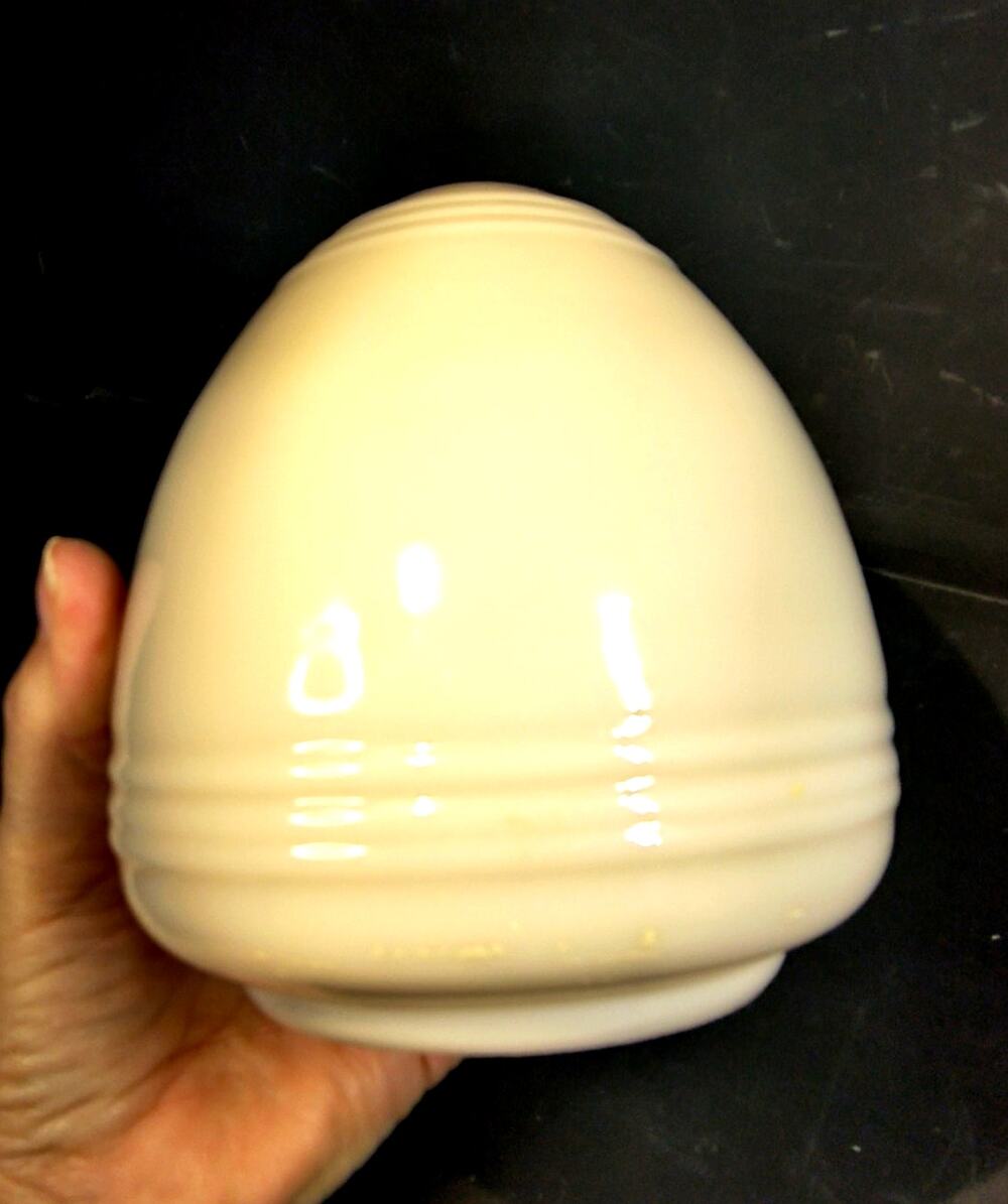 2209. Vintage 1930s Art Deco Egg Shaped Light Globe Cover Collared Lip Fitter